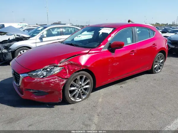 3MZBN1L30JM240800 2018 MAZDA 3 - Image 2