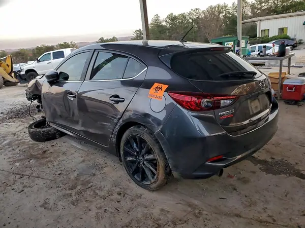 3MZBN1L30JM243034 2018 MAZDA 3 - Image 2