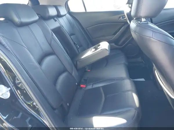 3MZBN1L30JM255720 2018 MAZDA 3 - Image 8
