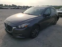 3MZBN1L30JM261145 2018 MAZDA 3
