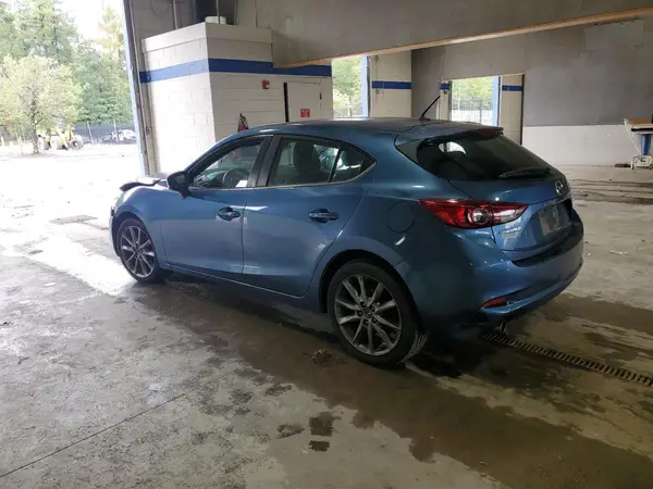 3MZBN1L30JM267821 2018 MAZDA 3 - Image 2