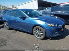 3MZBN1L30JM268239 2018 MAZDA 3