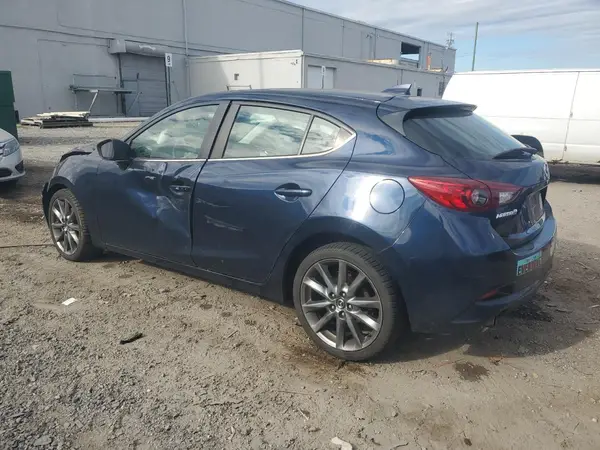3MZBN1L30JM272520 2018 MAZDA 3 - Image 2