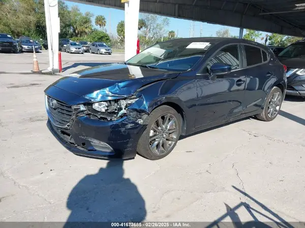 3MZBN1L30JM273120 2018 MAZDA 3 - Image 2