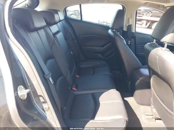 3MZBN1L31HM131109 2017 MAZDA 3 - Image 8