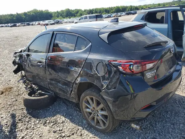 3MZBN1L31JM162334 2018 MAZDA 3 - Image 2
