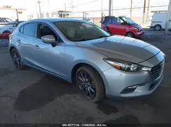 3MZBN1L31JM163466 2018 MAZDA 3