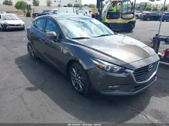 3MZBN1L31JM182390 2018 MAZDA 3