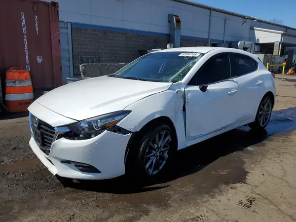 3MZBN1L31JM198444 2018 MAZDA 3 - Image 1