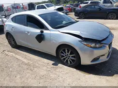 3MZBN1L31JM202072 2018 MAZDA 3