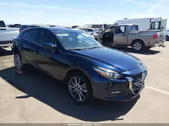 3MZBN1L31JM204615 2018 MAZDA 3