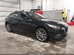 3MZBN1L31JM207496 2018 MAZDA 3