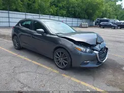 3MZBN1L31JM209040 2018 MAZDA 3