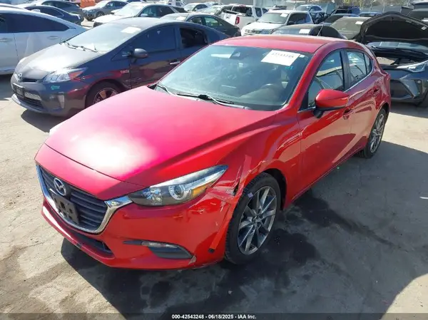 3MZBN1L31JM237047 2018 MAZDA 3 - Image 2
