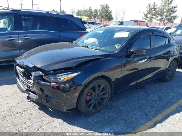 3MZBN1L31JM244144 2018 MAZDA 3 - Image 2