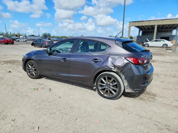 3MZBN1L31JM250896 2018 MAZDA 3 - Image 2