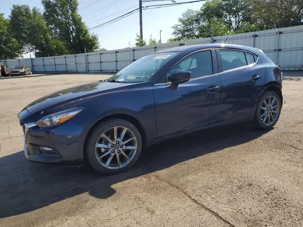 3MZBN1L31JM260361 2018 MAZDA 3 - Image 1