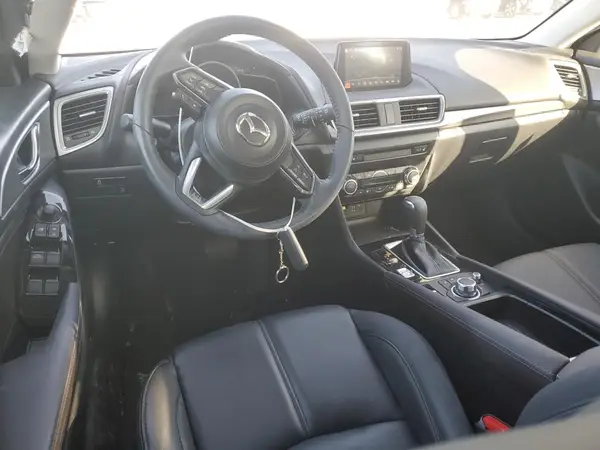 3MZBN1L31JM260361 2018 MAZDA 3 - Image 8