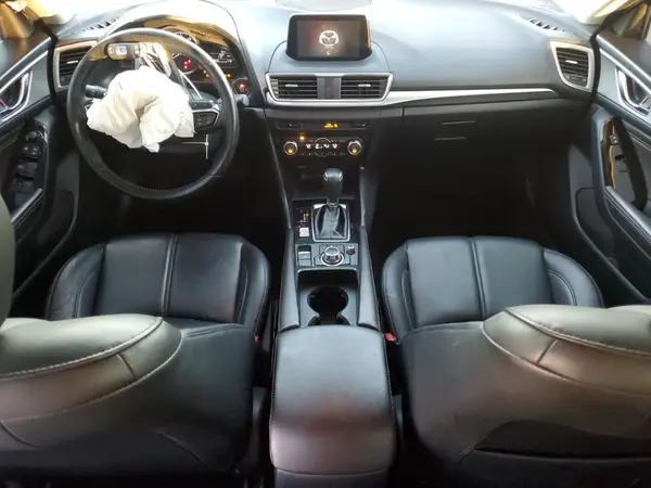 3MZBN1L31JM268489 2018 MAZDA 3 - Image 8