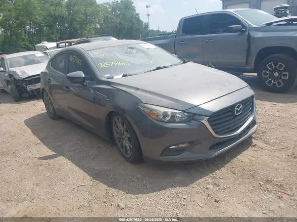 3MZBN1L32JM158843 2018 MAZDA 3 - Image 1