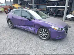 3MZBN1L32JM159202 2018 MAZDA 3