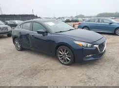 3MZBN1L32JM163007 2018 MAZDA 3