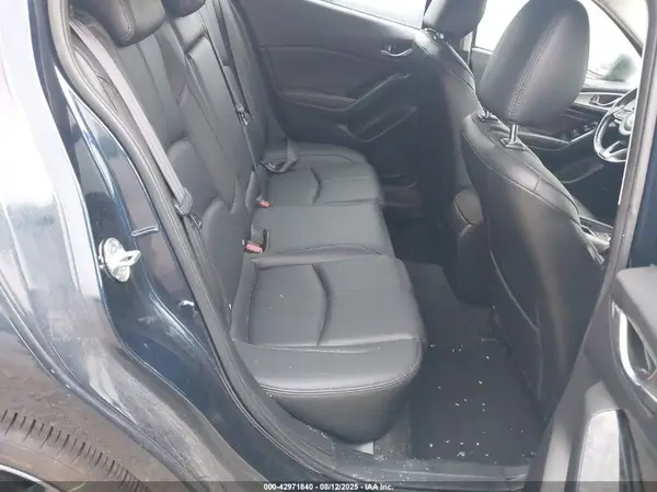 3MZBN1L32JM163007 2018 MAZDA 3 - Image 8