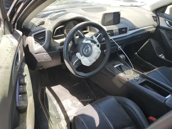 3MZBN1L32JM173035 2018 MAZDA 3 - Image 8