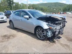 3MZBN1L32JM174444 2018 MAZDA 3