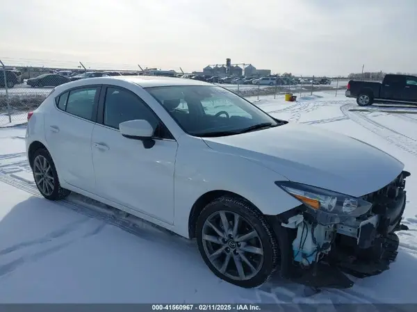 3MZBN1L32JM184004 2018 MAZDA 3 - Image 1