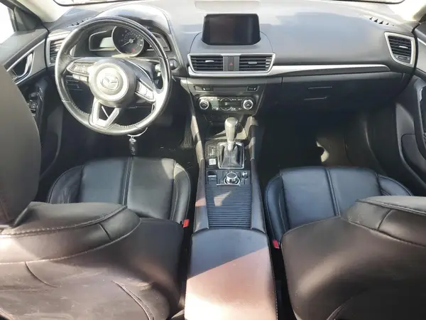3MZBN1L32JM184049 2018 MAZDA 3 - Image 8