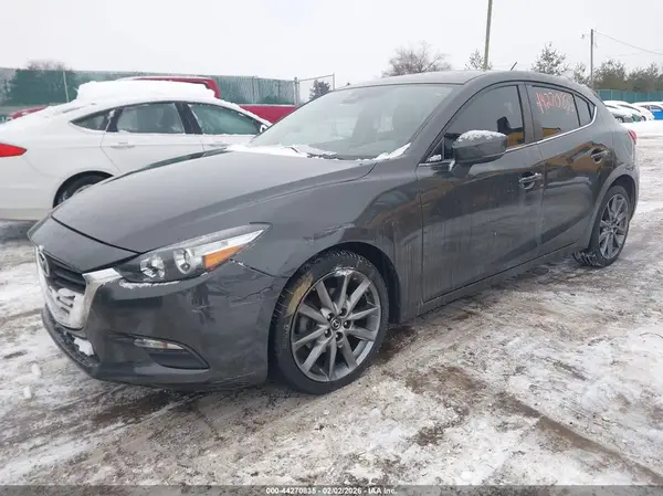 3MZBN1L32JM184696 2018 MAZDA 3 - Image 2