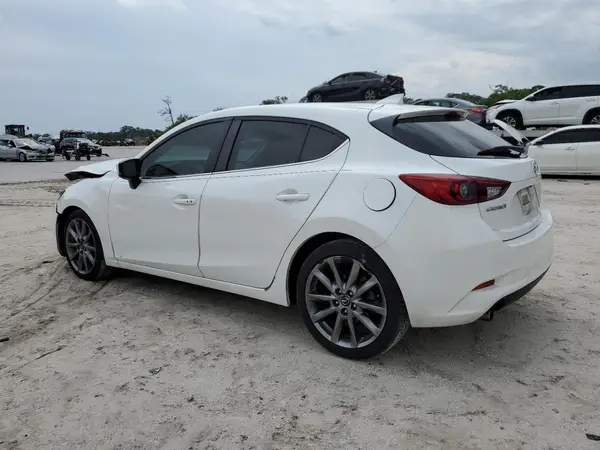 3MZBN1L32JM191616 2018 MAZDA 3 - Image 2