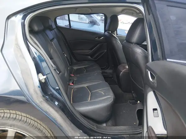 3MZBN1L32JM198825 2018 MAZDA 3 - Image 8
