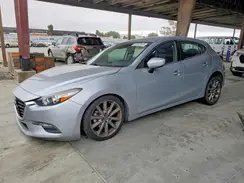 3MZBN1L32JM199568 2018 MAZDA 3