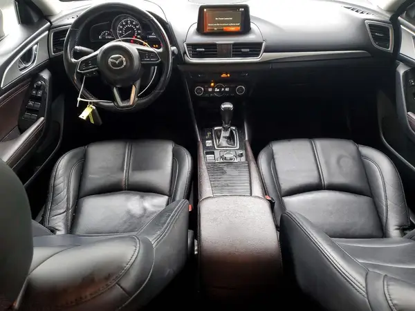 3MZBN1L32JM199568 2018 MAZDA 3 - Image 8