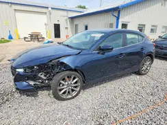 3MZBN1L32JM227532 2018 MAZDA 3