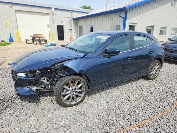 3MZBN1L32JM227532 2018 MAZDA 3 - Image 1