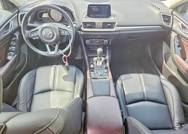 3MZBN1L32JM227532 2018 MAZDA 3 - Image 8