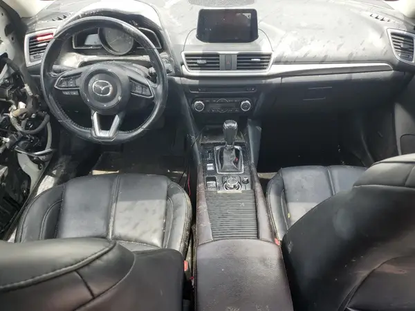 3MZBN1L32JM230902 2018 MAZDA 3 - Image 8