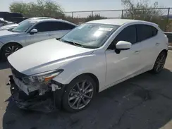 3MZBN1L32JM240099 2018 MAZDA 3