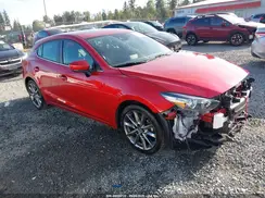 3MZBN1L32JM244945 2018 MAZDA 3