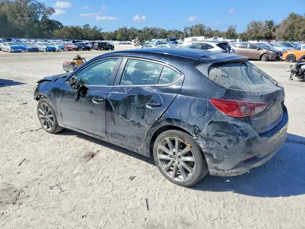 3MZBN1L32JM248817 2018 MAZDA 3 - Image 2