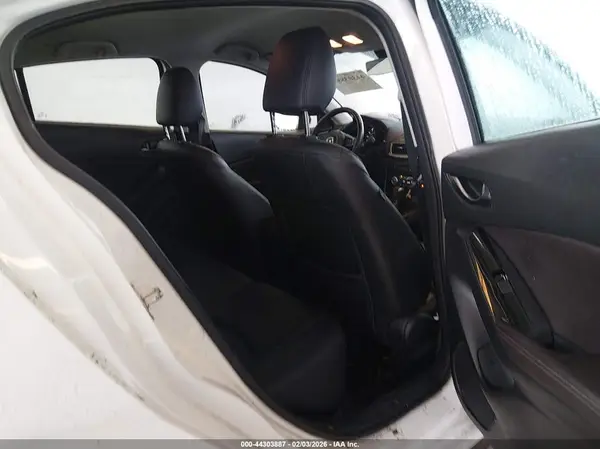 3MZBN1L32JM249918 2018 MAZDA 3 - Image 8