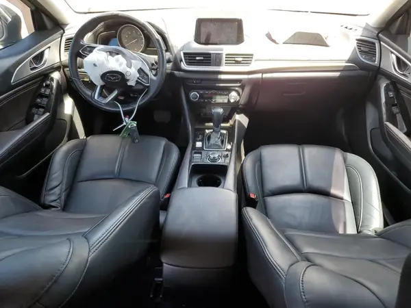 3MZBN1L32JM253869 2018 MAZDA 3 - Image 8