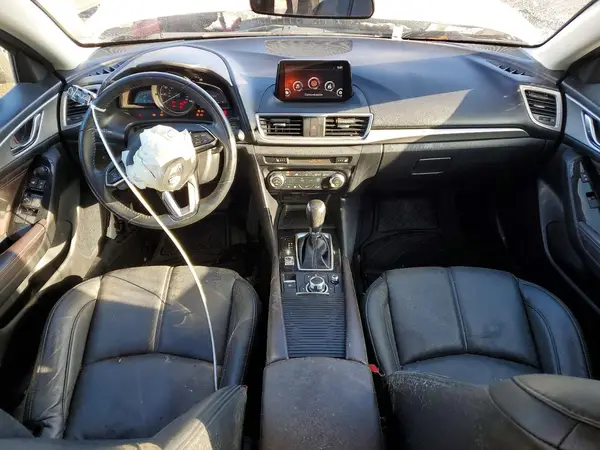 3MZBN1L32JM261339 2018 MAZDA 3 - Image 8