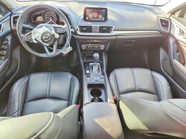 3MZBN1L32JM267013 2018 MAZDA 3 - Image 8