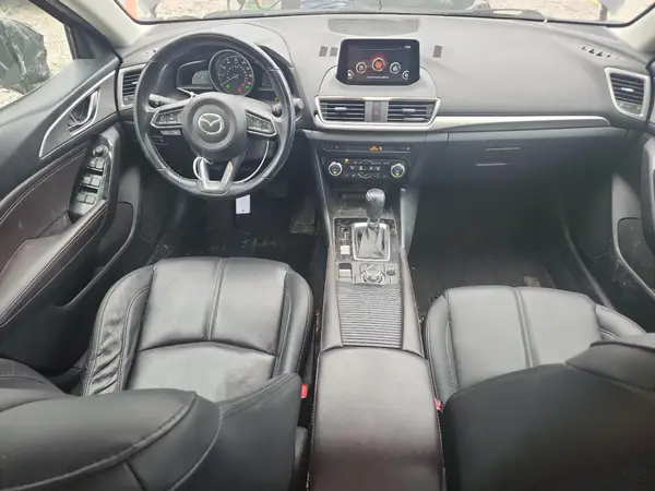 3MZBN1L32JM270316 2018 MAZDA 3 - Image 8