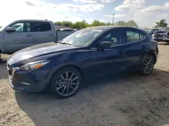 3MZBN1L32JM272177 2018 MAZDA 3