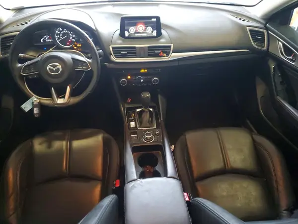 3MZBN1L32JM274088 2018 MAZDA 3 - Image 8